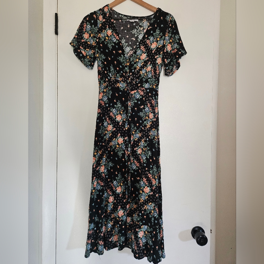 Black Floral V-Neck Maxi Dress - Brand